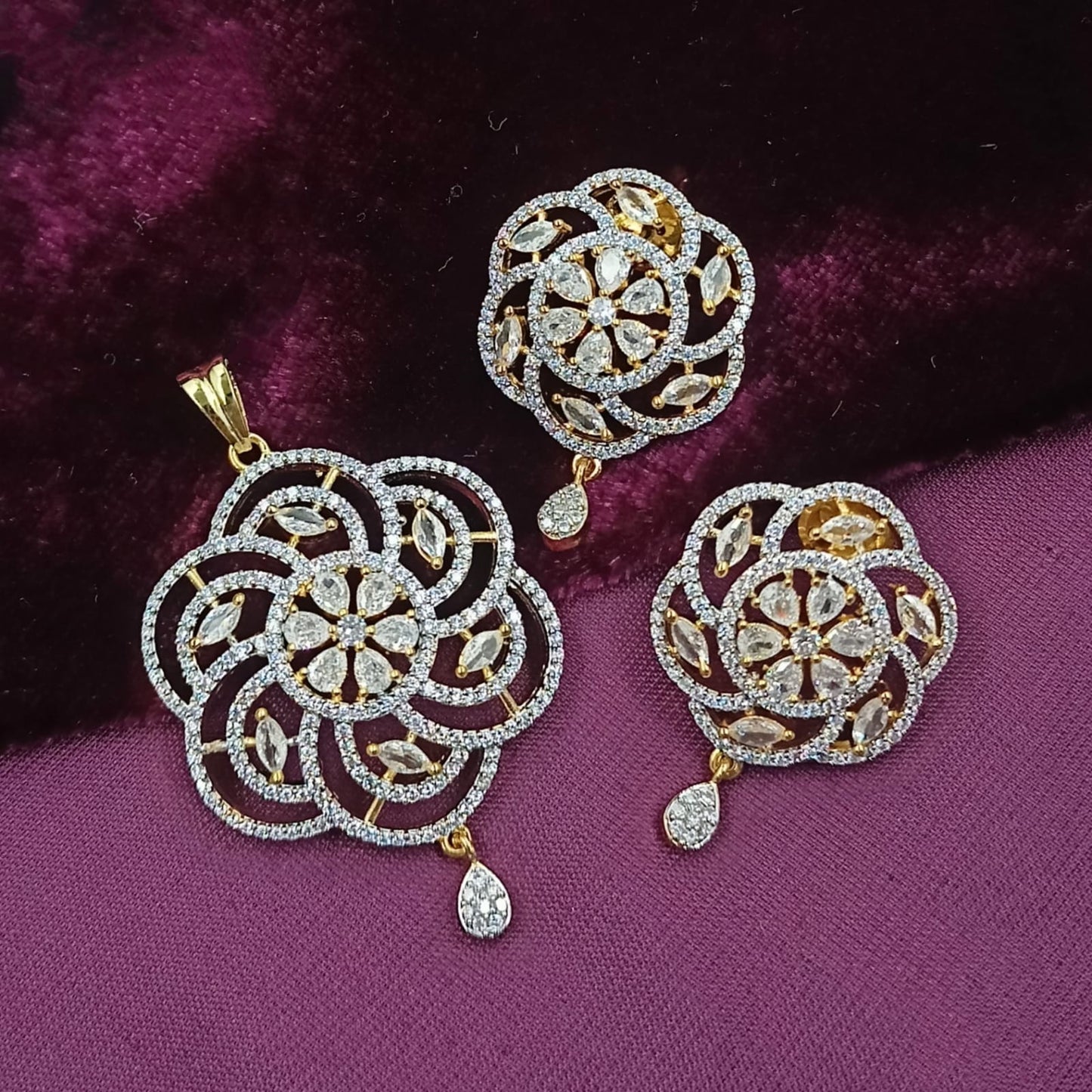Floral Pendant Set