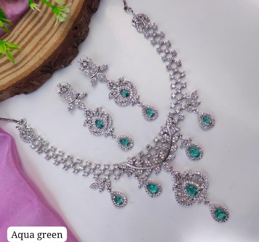 HeavyLook AD Necklace