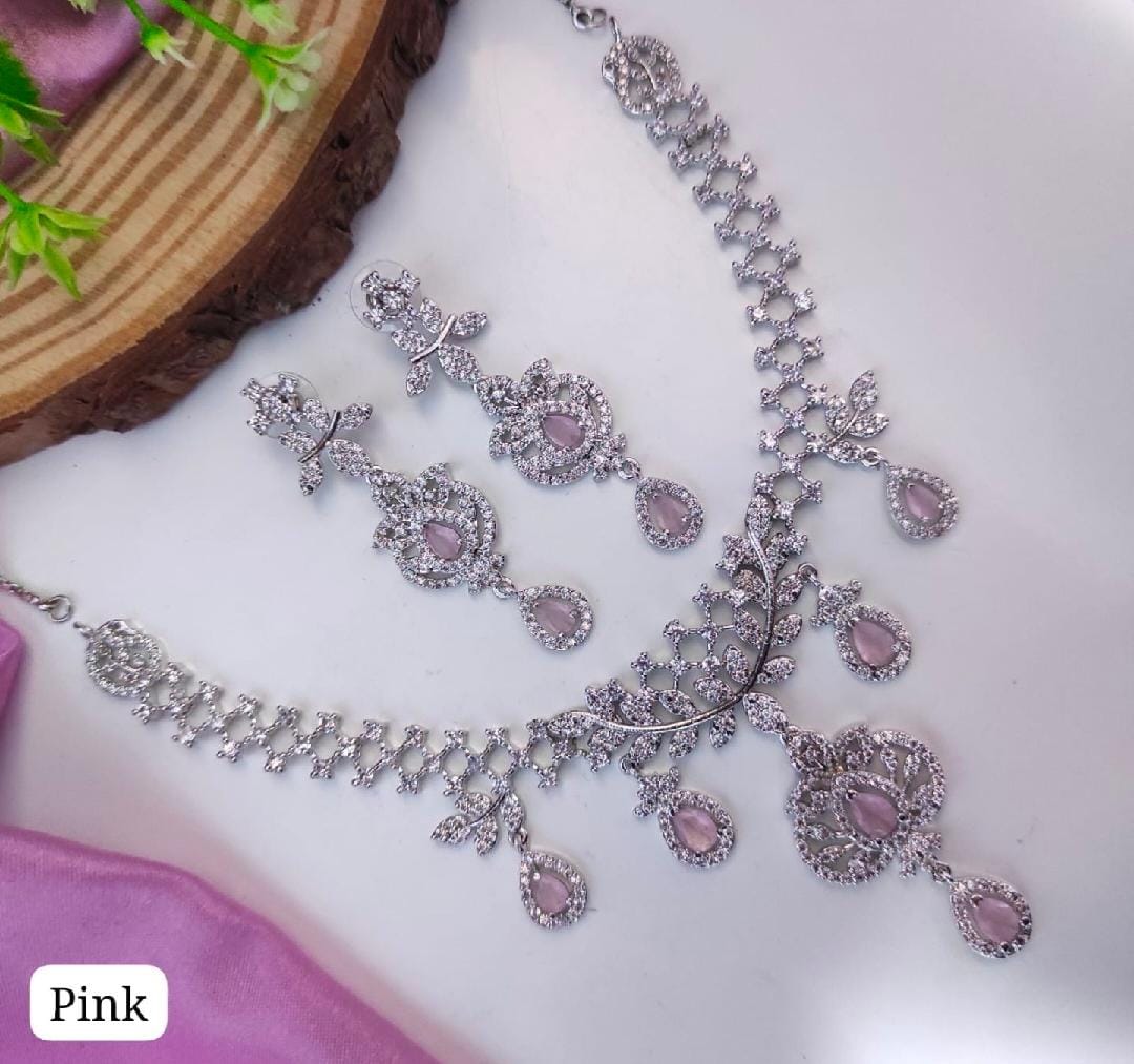 HeavyLook AD Necklace