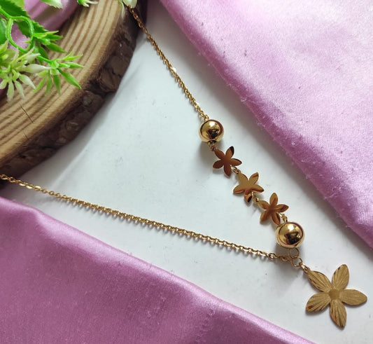 Anti Tarnish Floral Neckpiece