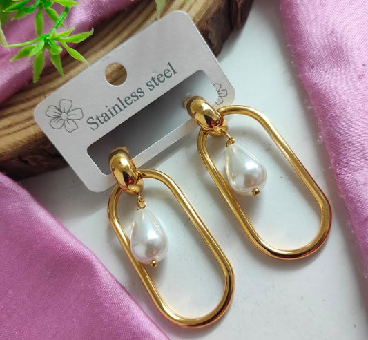 Fashion of Anti Tarnish Earrings