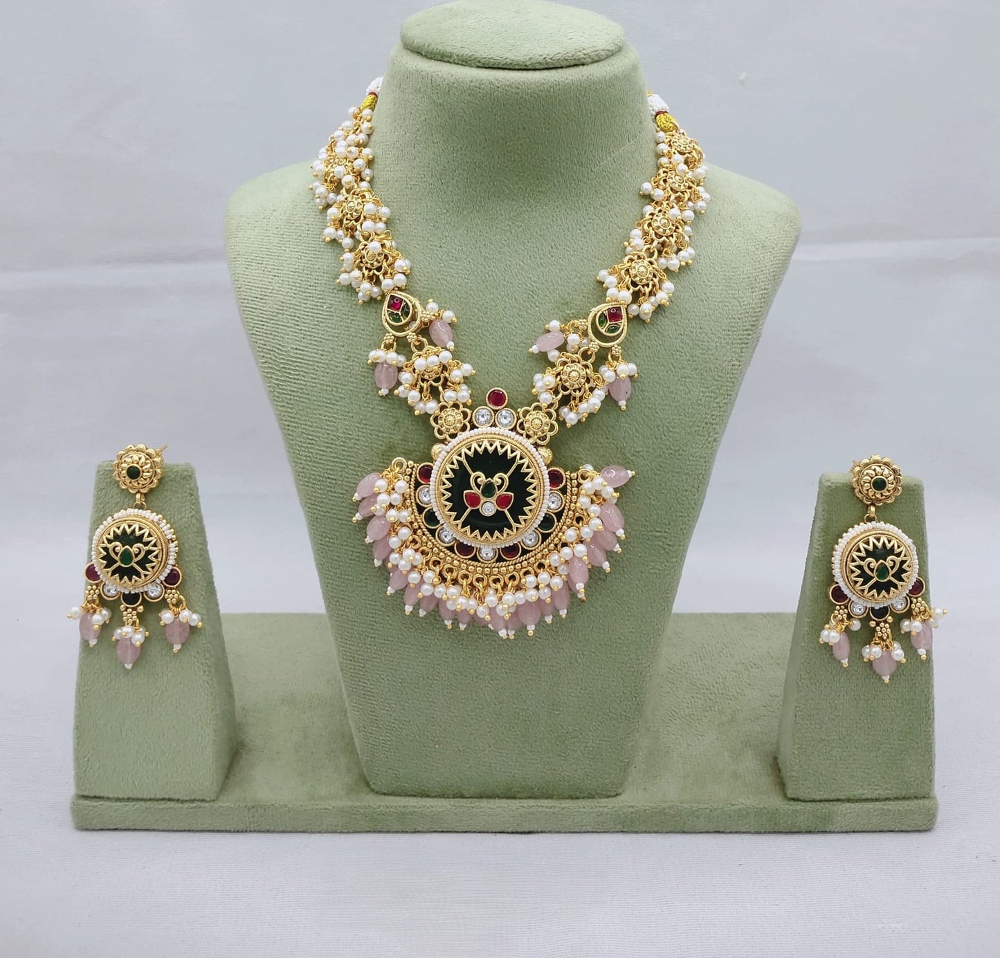 Rajwadi Polki Necklace