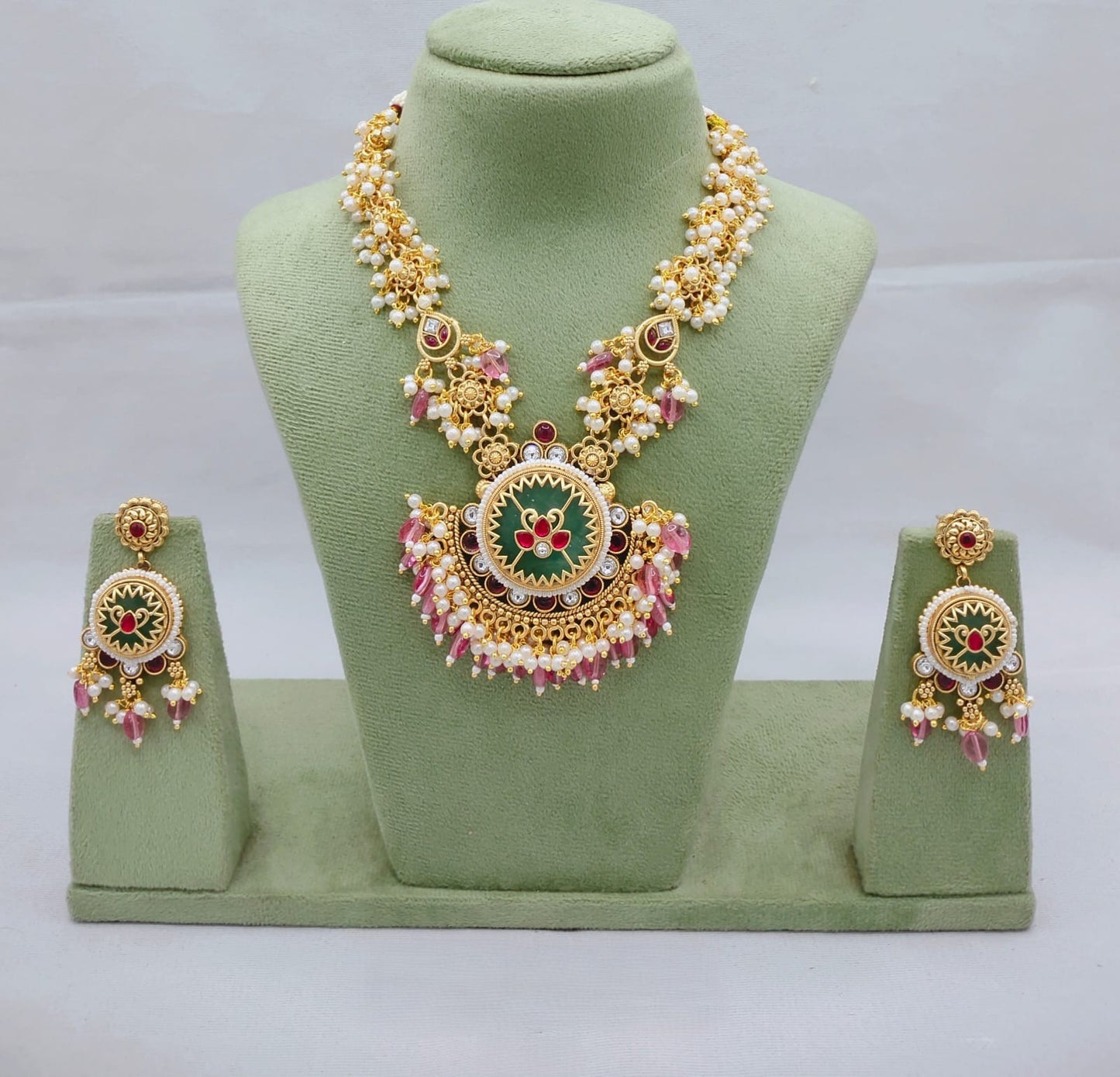 Rajwadi Polki Necklace