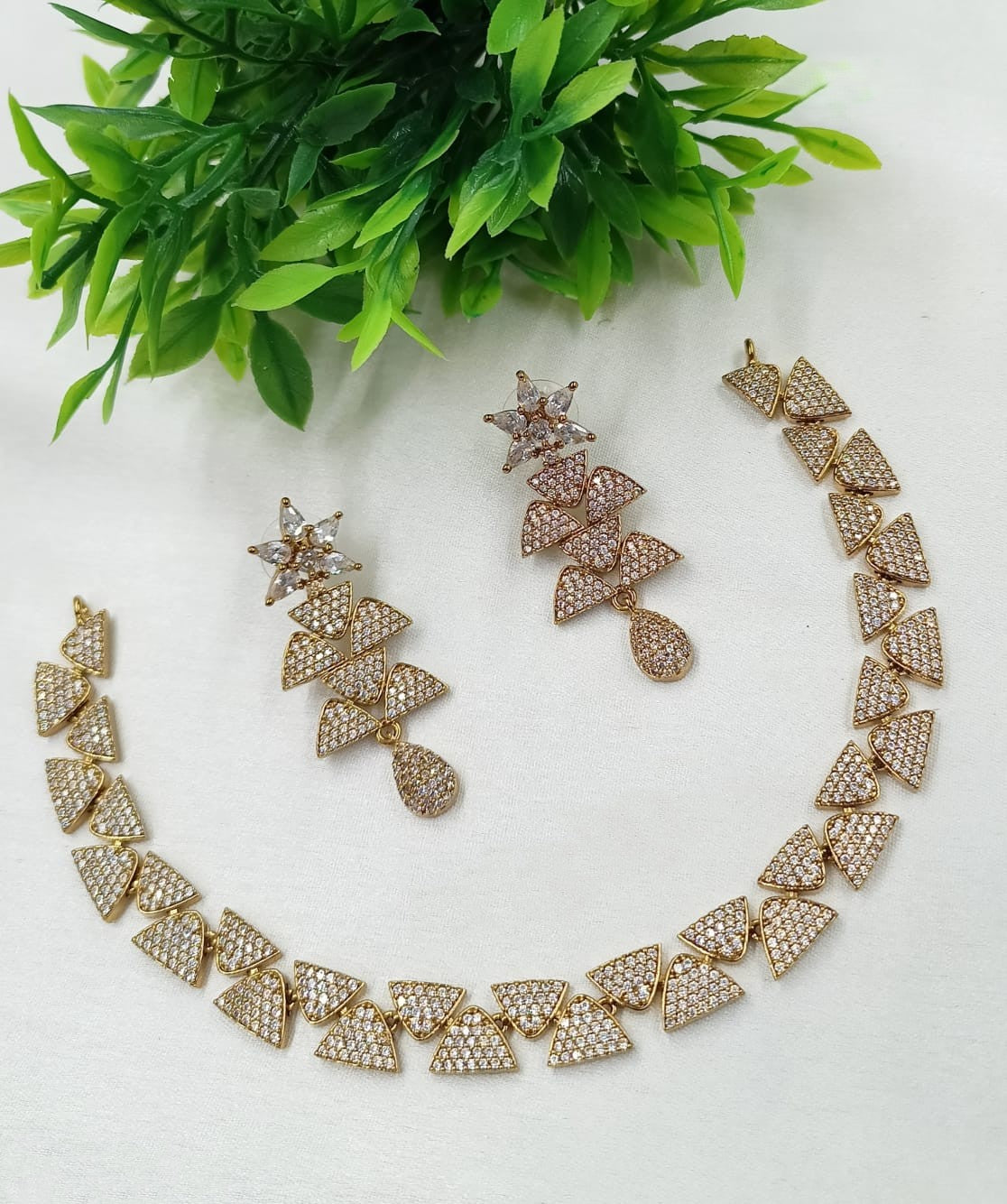 Mehendi Polish AD Necklace