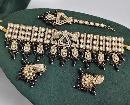 Kundan Choker