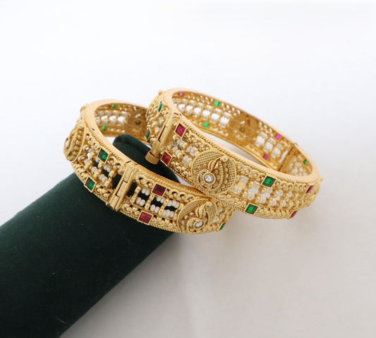Premium Rajwadi Gold Choraski Diamond Openable Bangles