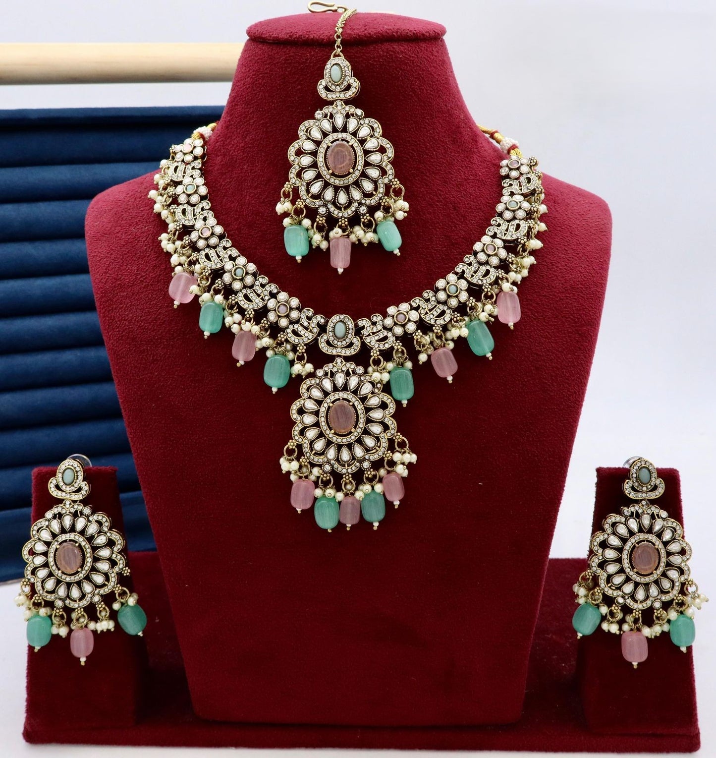 Premium Antique Kundan Necklace Set