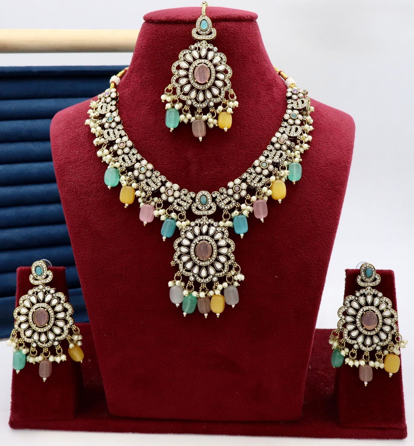 Premium Antique Kundan Necklace Set