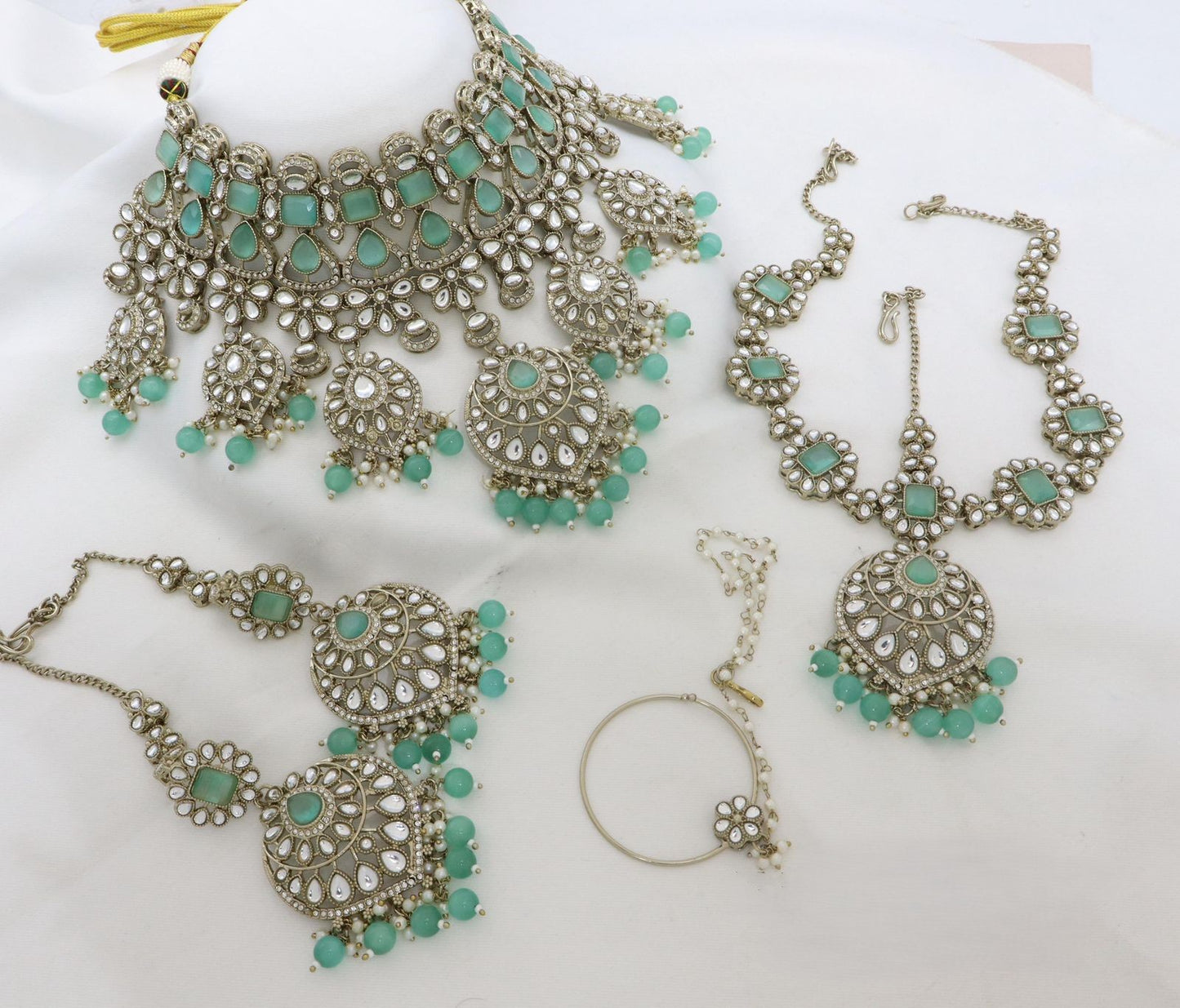 Premium Mehendi Gold Semi Bridal Set