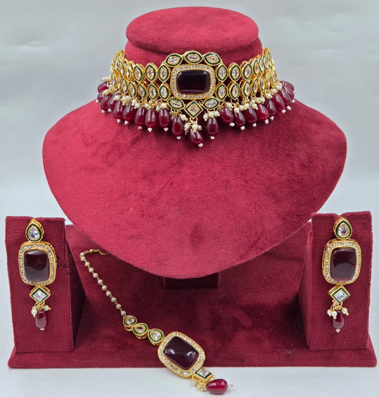 Monalisa Stone Choker Set